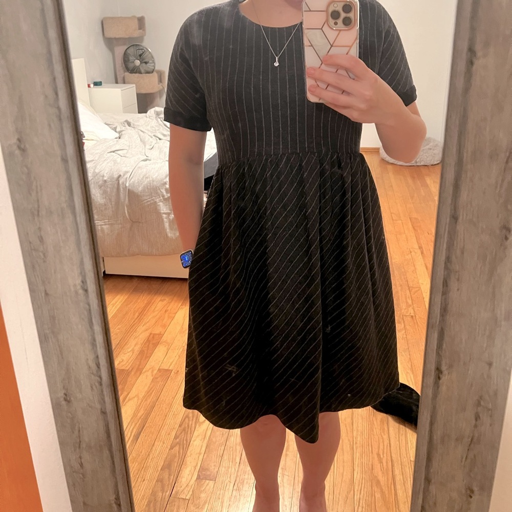 Lisa perry size 6 black/dark grey dress. Never worn with tags